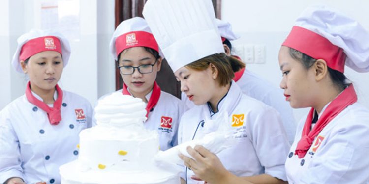 Khóa học làm bánh Á Âu