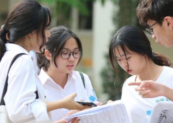 Dự đoán điểm chuẩn đại học 2023