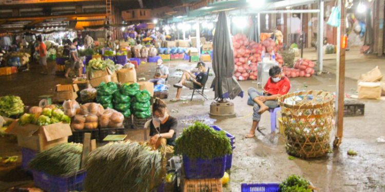 Chợ đầu mối